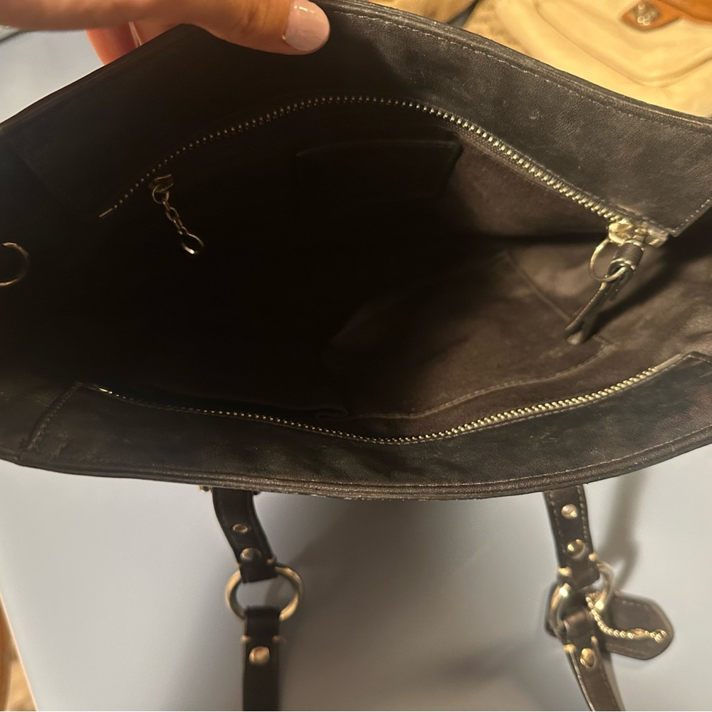 Coach Black Leather Tote Bag - Picture 4 of 5